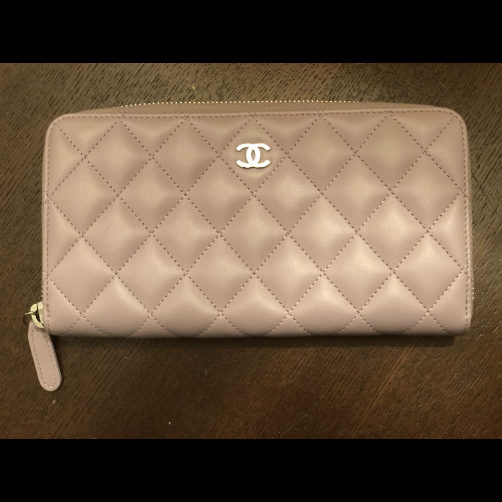 Lilac Chanel zip wallet